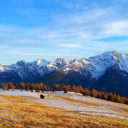 Wacht Πανδοχείο *