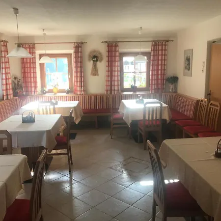 Mini-hôtel Wacht *